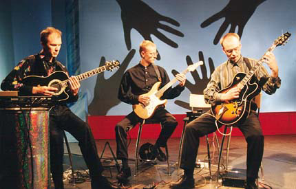 File:Weekend guitar trio(1).jpg